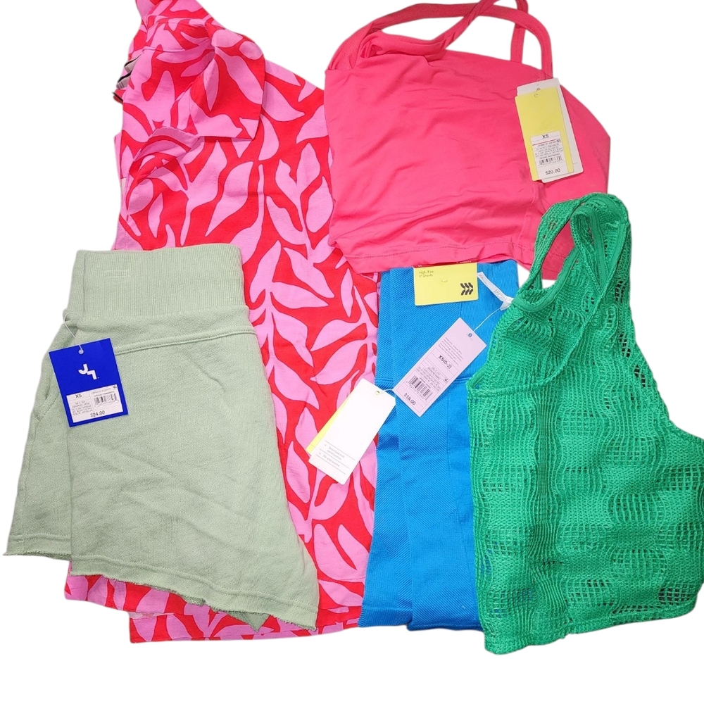 Colorful Women's XS Clothing Bundle. NWT - Picture 1 of 7
